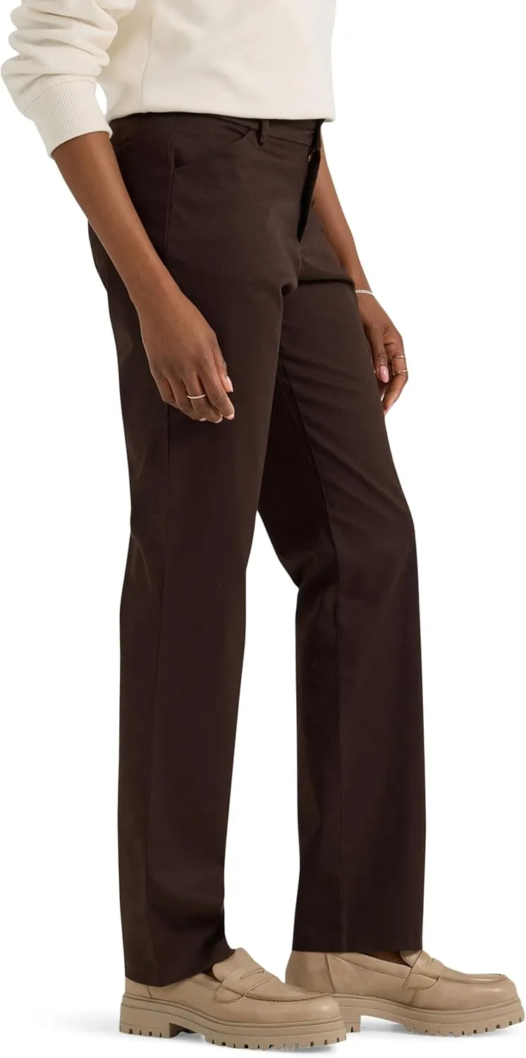 Lee Women's Wrinkle Free Relaxed Fit Straight Leg Pant