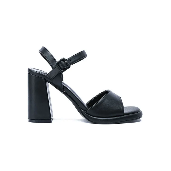 Outfit Twisting Mules HL 200