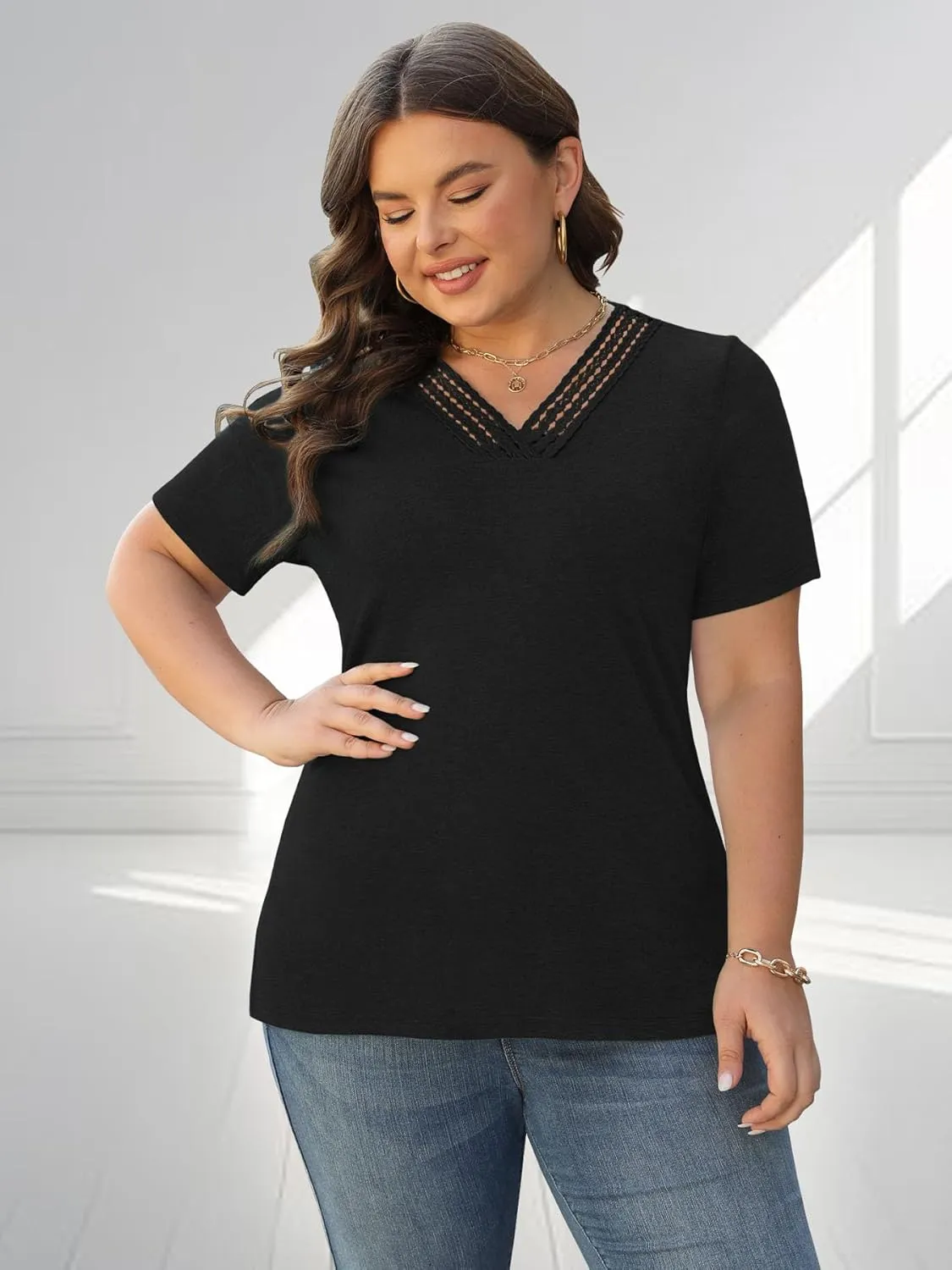 Plus Size Tops for Women Summer Trendy Short Sleeve Shirts Lace Crochet V Neck T Shirts Blouses Tunics Fashion Outfits
