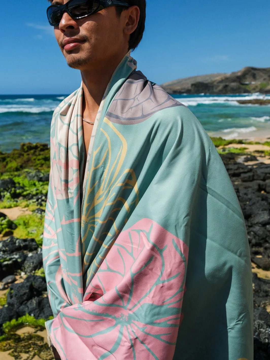 T&C Surf Anthurium Microfiber Towel Blanket