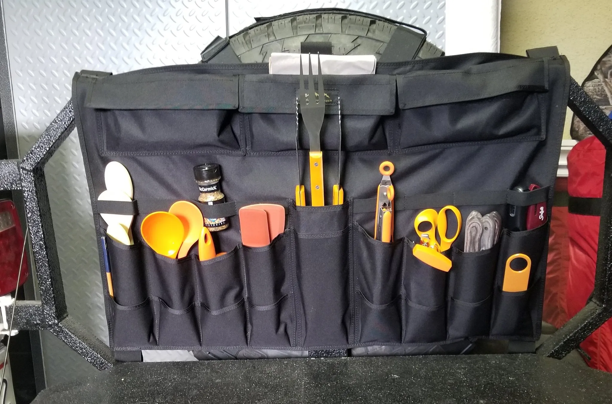 Utensil Organizer For Vehicles