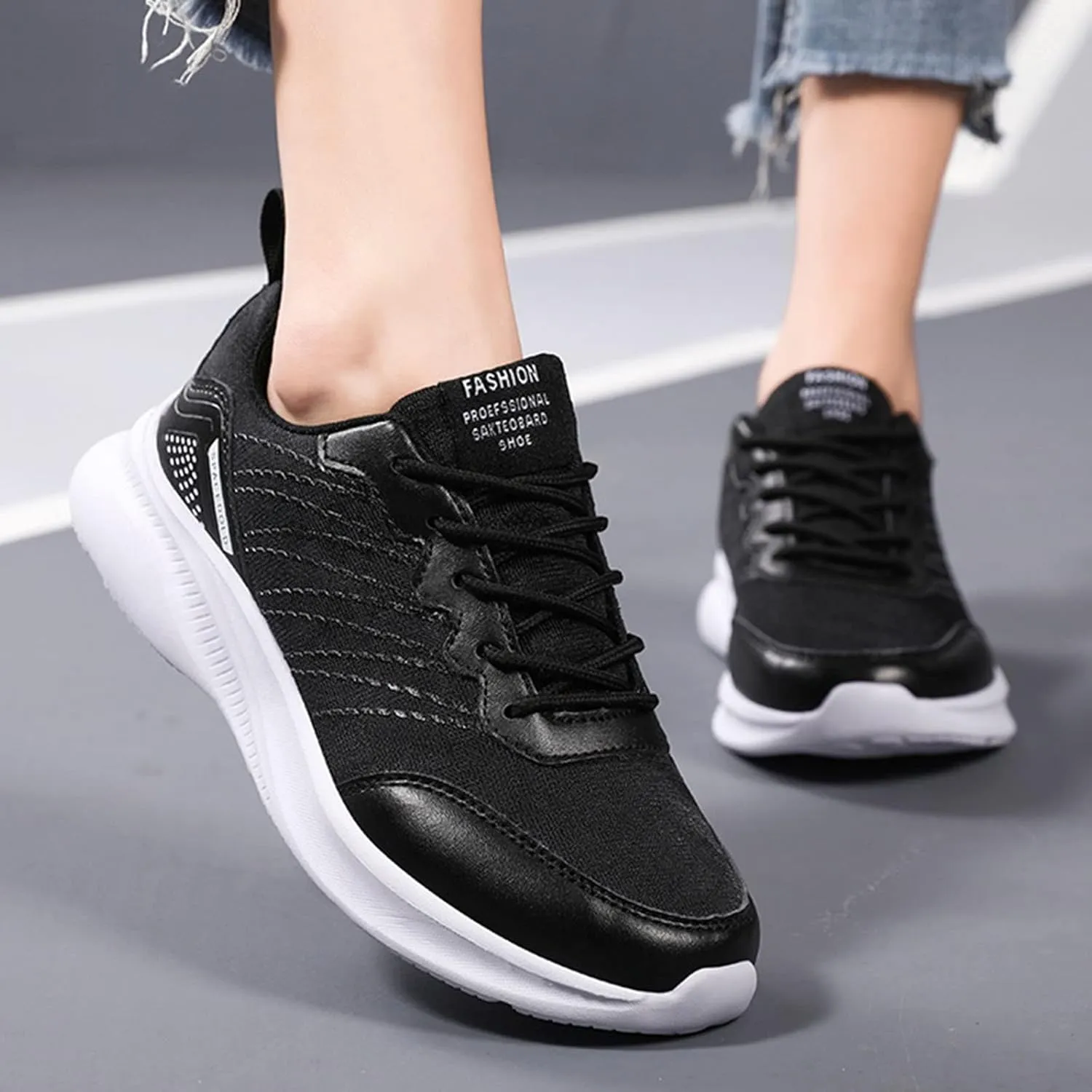 Women Breathable Slip On Sneakers Casual Walking Shoes Lightweight Canvas Comfortable Flats Non Slip Loafers