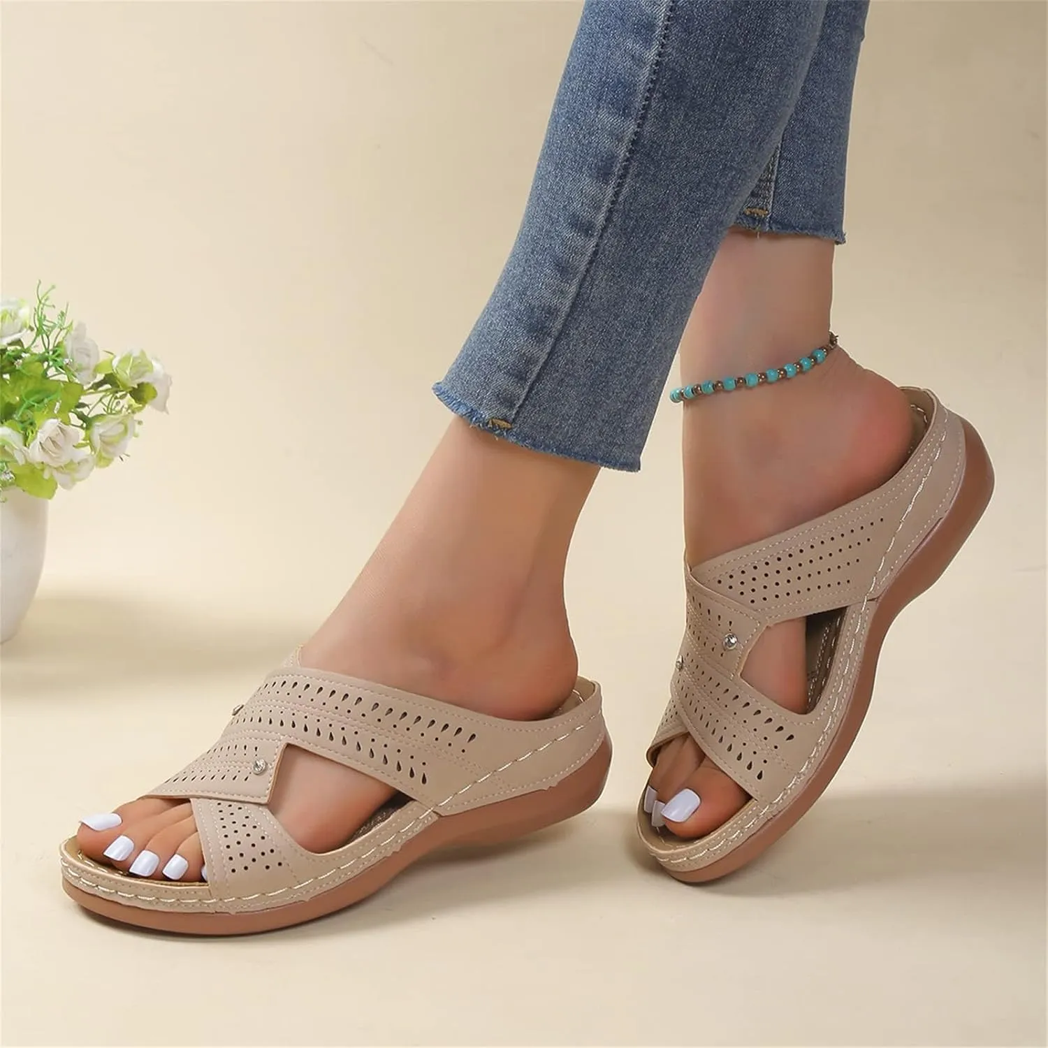 Women's Slippers Sandals for Women 2025 Comfortable Open Toe Shoes Cross Round Head Casual Plus Size High Heel Hollow Wedge Slippers
